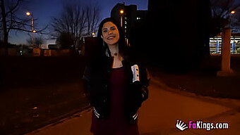 Amanda Luxor'S Avontuurlijke Straatplagen En Hardcore Sekscapades