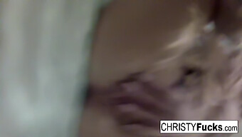 Video Hd De La Íntima Sesión De Baño Y Juego En Solitario De Christy Mack. ¡no Te Pierdas Esta Experiencia Única!