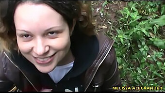 Pertemuan Liar Melissa Alexander Di Hutan Dengan Roberto Alecxander